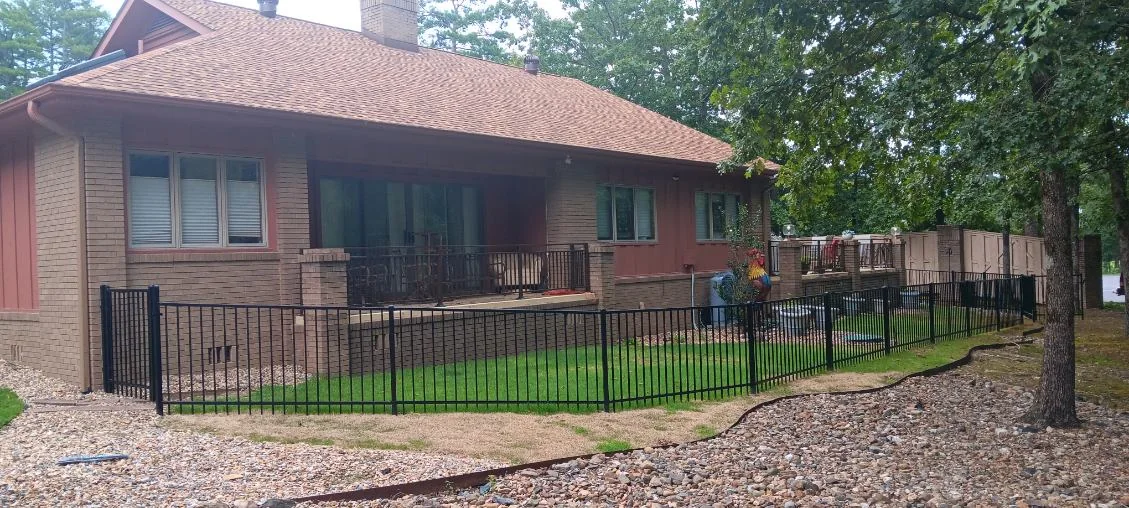 James' Fence completed ornamental fence on a Central Arkansas home